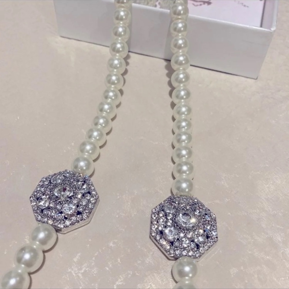 PEARLS Necklace. Long. Beautiful